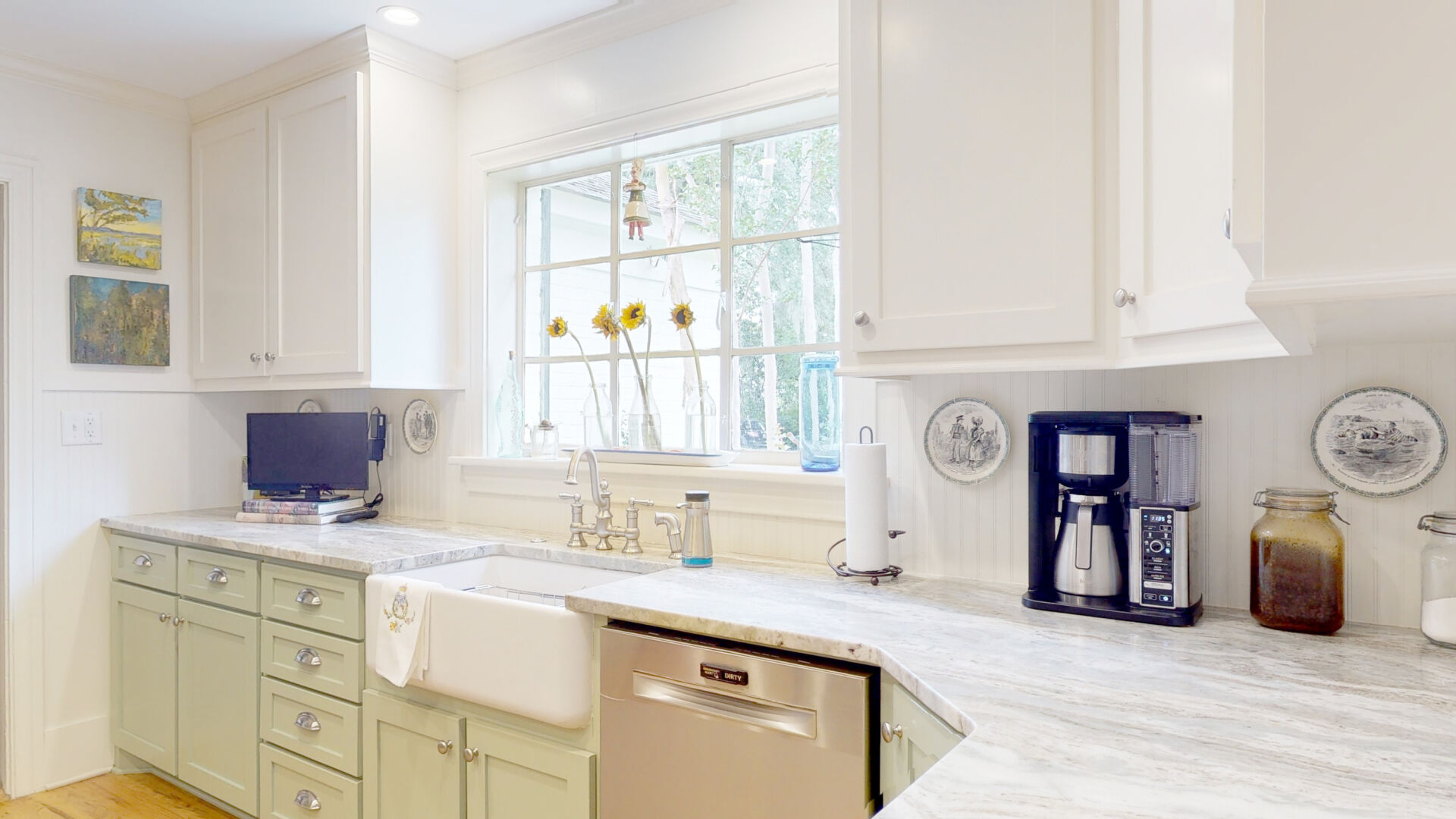 Country Club Kitchen